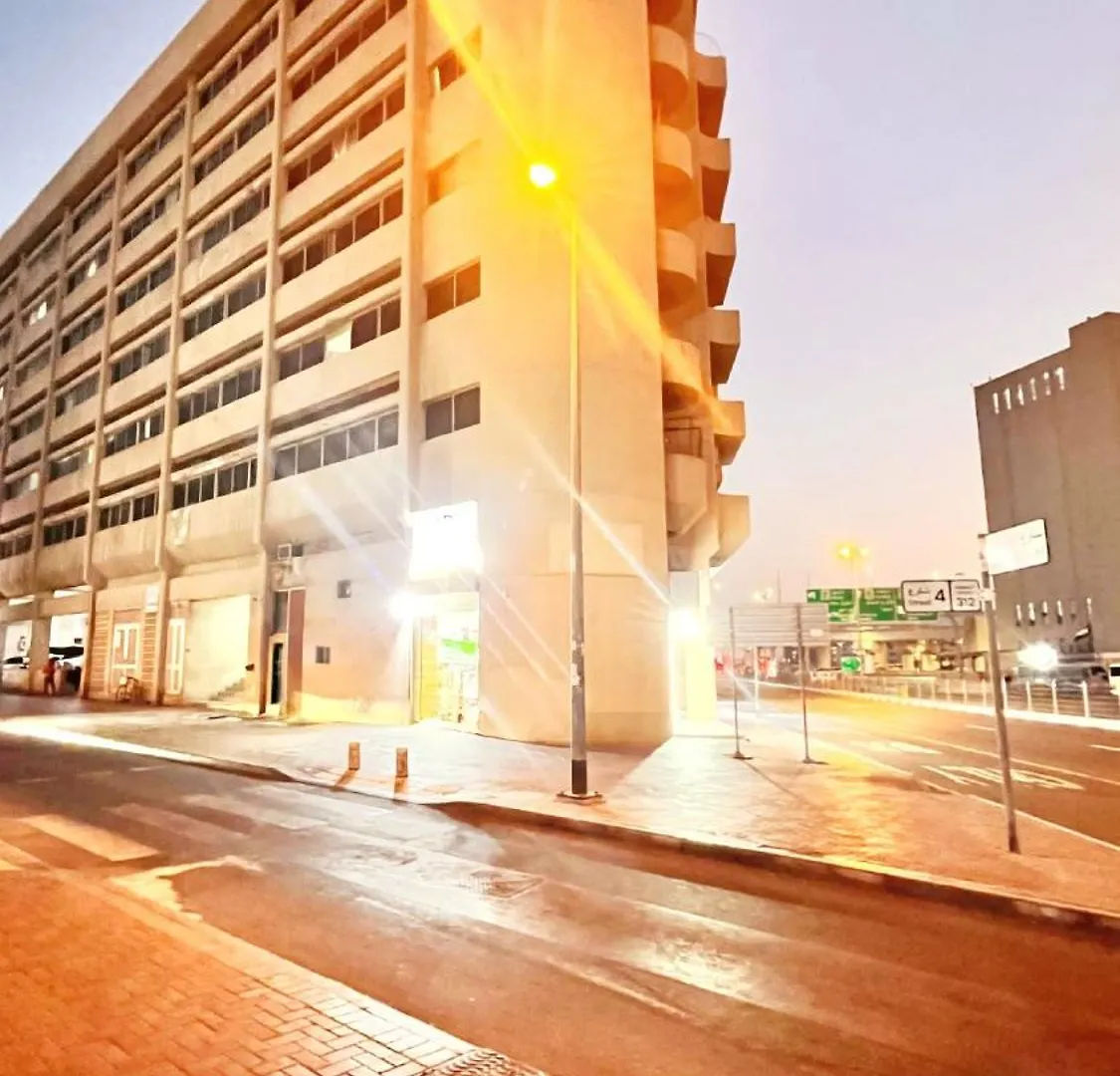 Westay Hostel Dubai Apartment